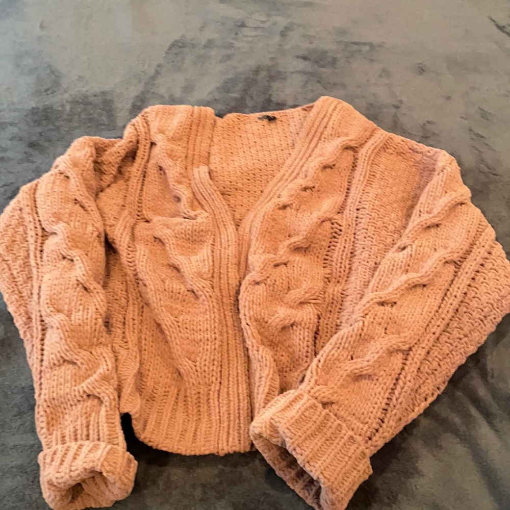 American eagle cropped sweater